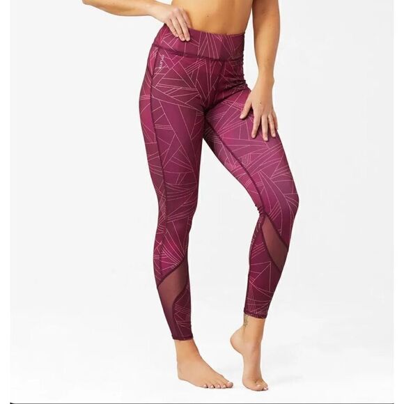 Hylete Motiv II Vent Leggings Size XL Marble Burgundy - Picture 8 of 9